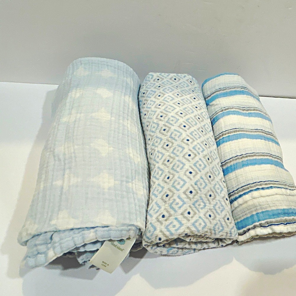 Set of 3 all cotton swaddling blankets